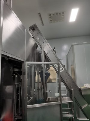 昆明藥廠淨化工程施工